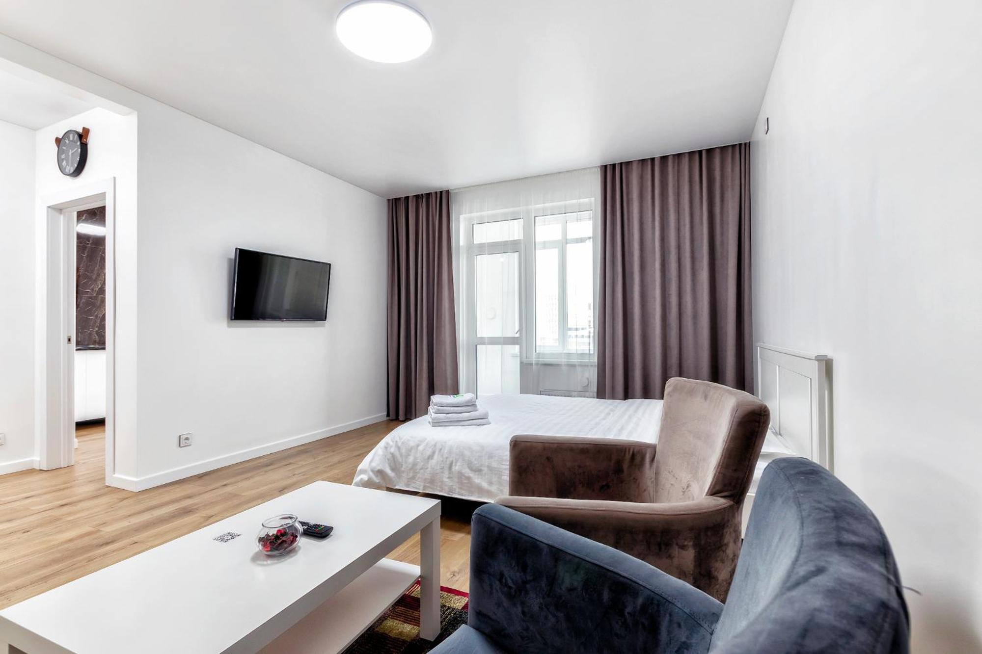 Raisson Aparthotel G84 Хан Шатыр Astana Bagian luar foto