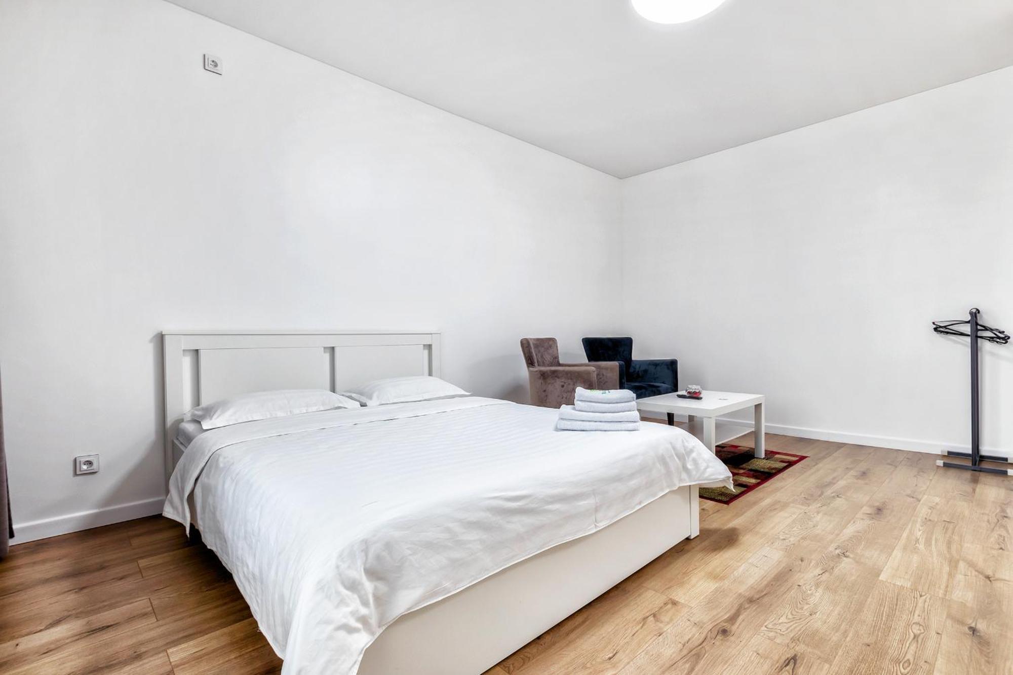 Raisson Aparthotel G84 Хан Шатыр Astana Bagian luar foto